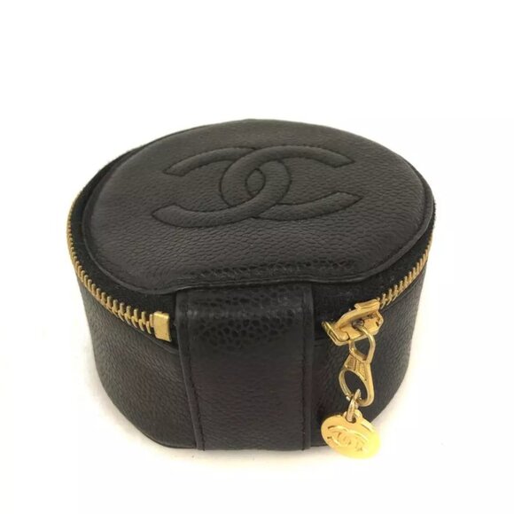$1695 Authentic CHANEL Made in ITALY CC Logo Caviar Skin Black Jewelry Case - Picture 5 of 12